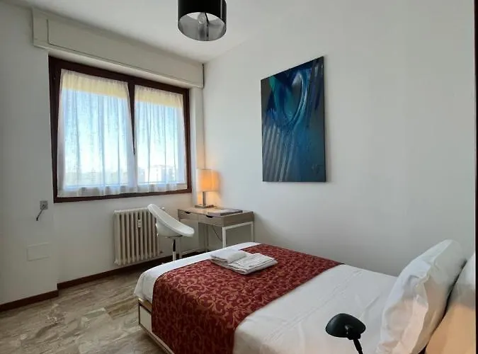 Green Guest House *